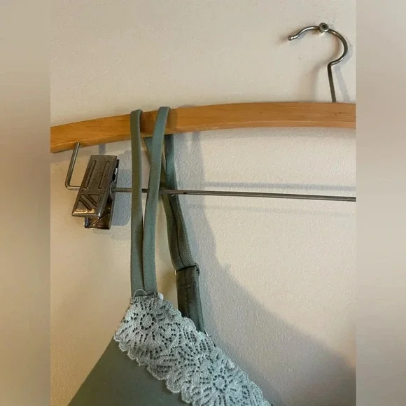 Aerie Sage Green Lacey Padded Bra with No Underwire - Picture 2 of 4